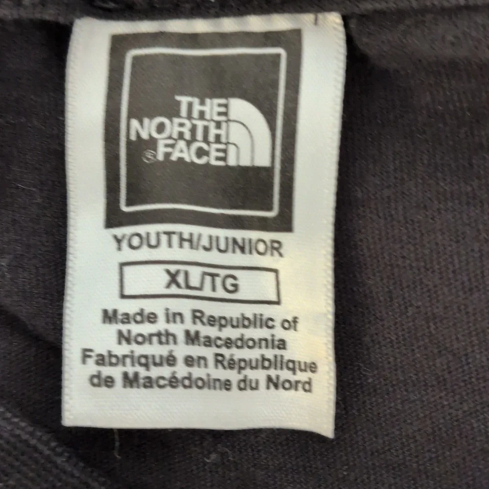 The North Face T-shirt - Picture 5 of 9